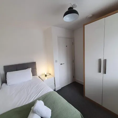 Elm By Cliftonvalley Apartment *